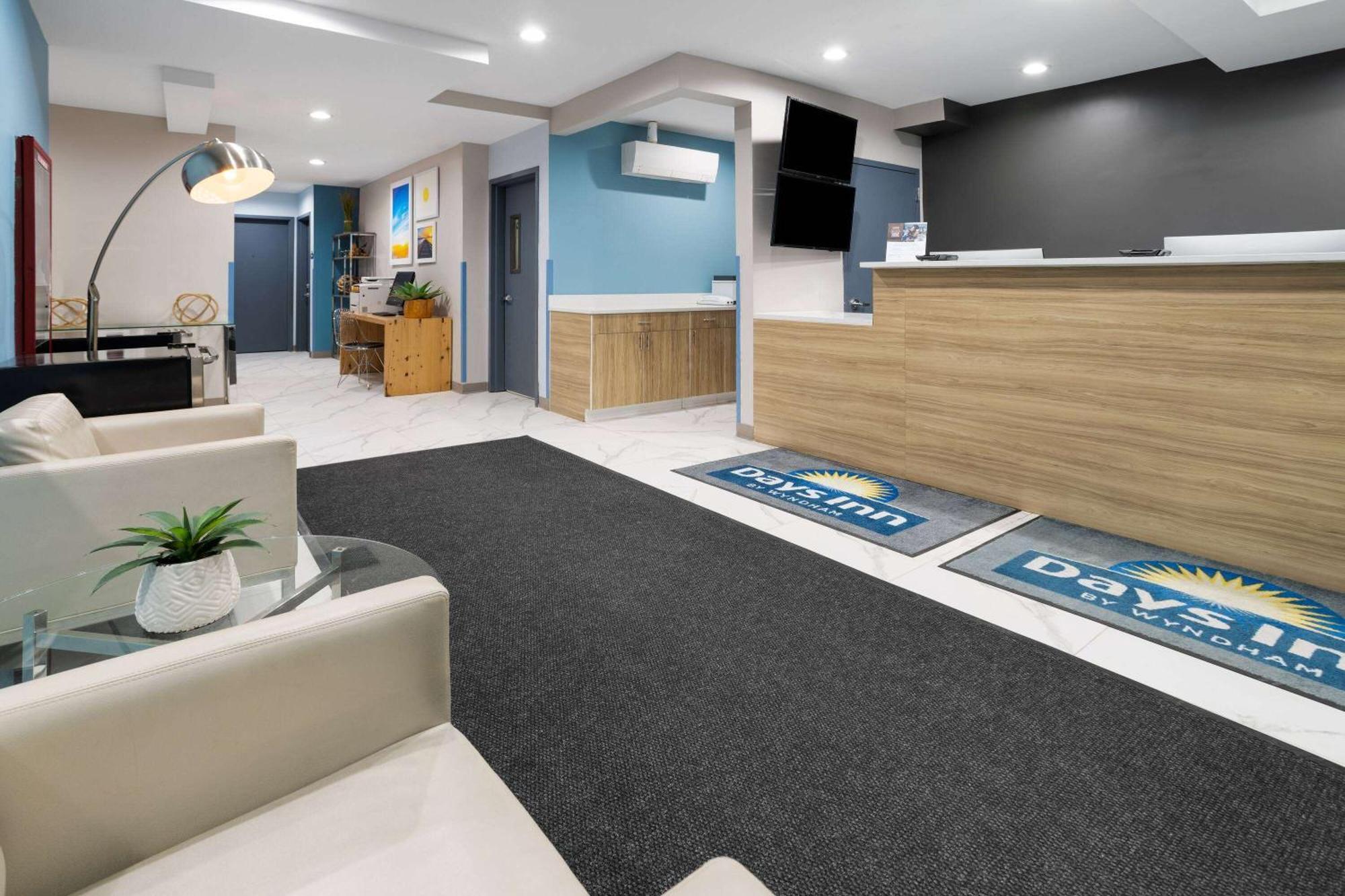 Days Inn By Wyndham Staten Island 뉴욕 외부 사진