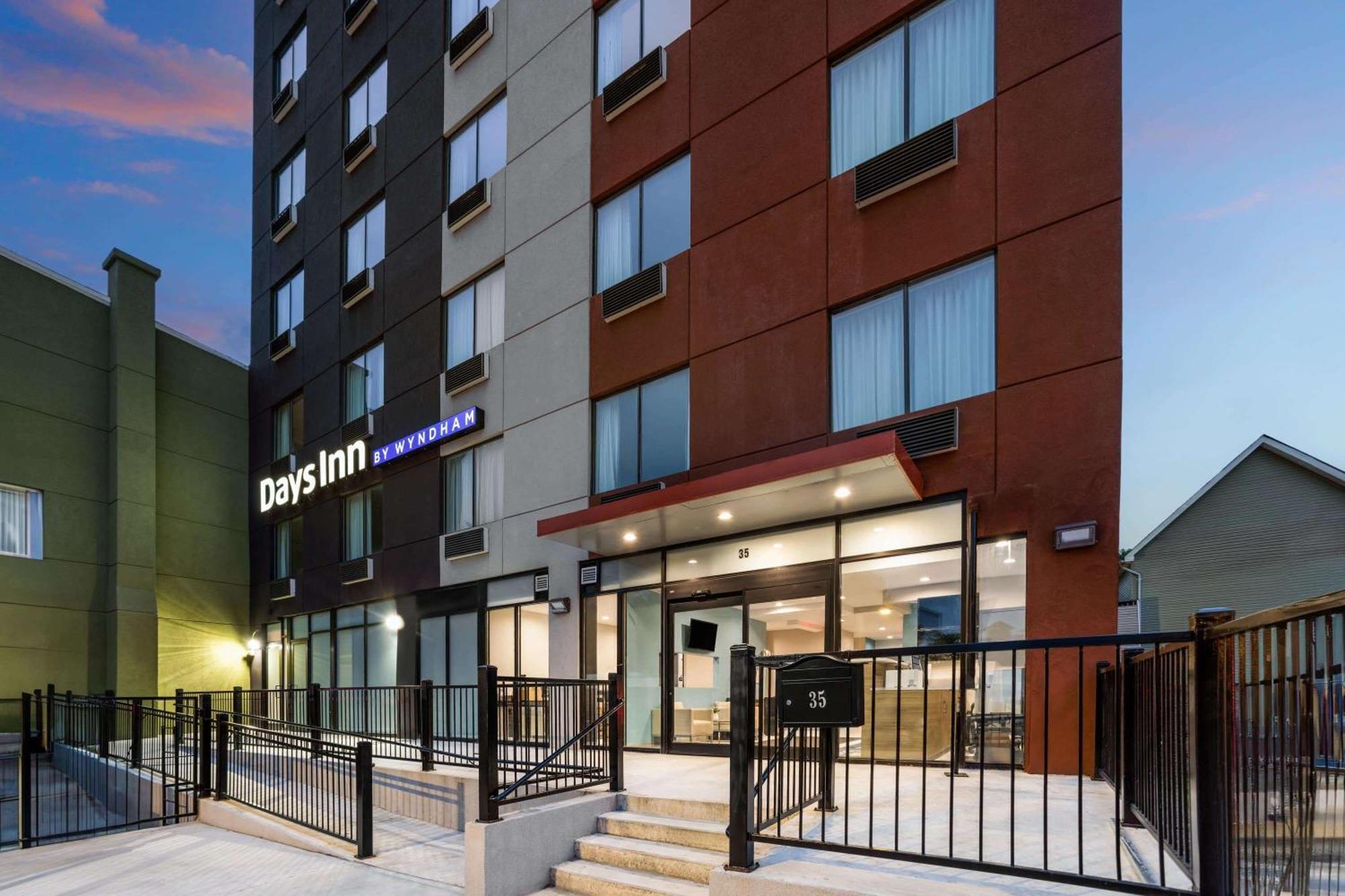Days Inn By Wyndham Staten Island 뉴욕 외부 사진